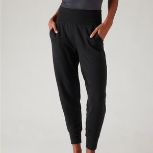 Athleta Coaster Luxe Jogger
